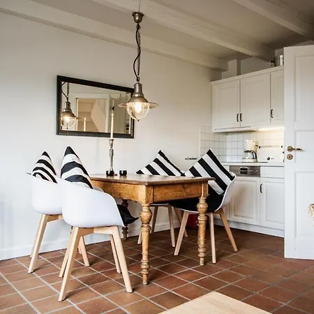 Apartment Am Heidepark 1c *